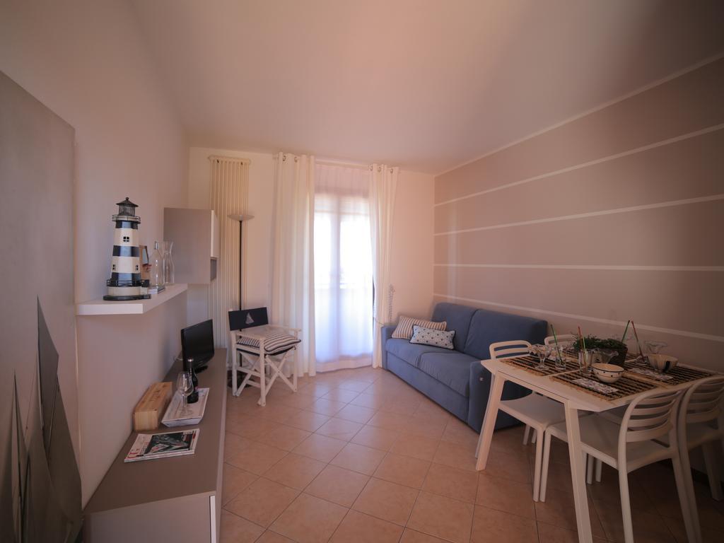 Bellasirmione Holiday Apartments Phòng bức ảnh