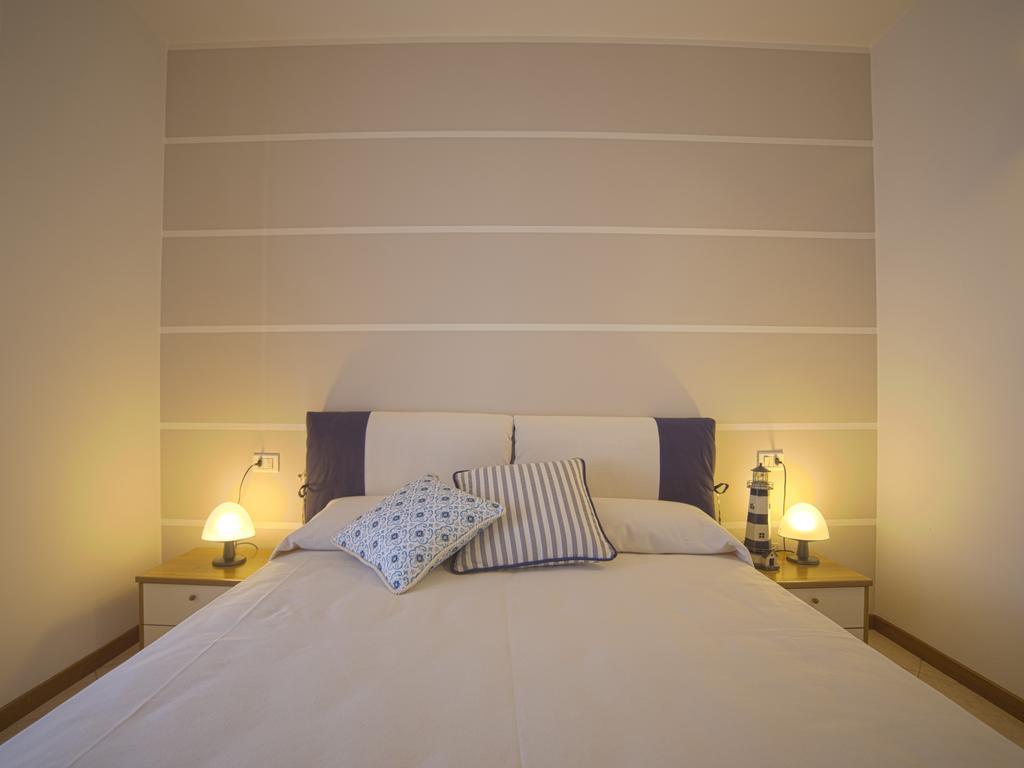 Bellasirmione Holiday Apartments Phòng bức ảnh